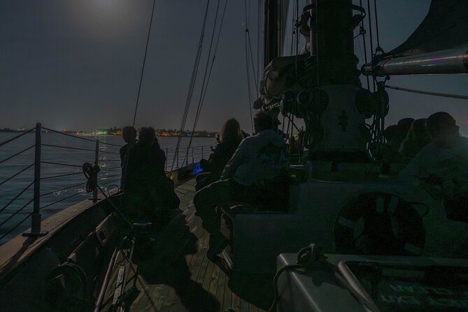 Key West Night Cruise aboard Schooner America 2.0 - What to wear for an evening on the water