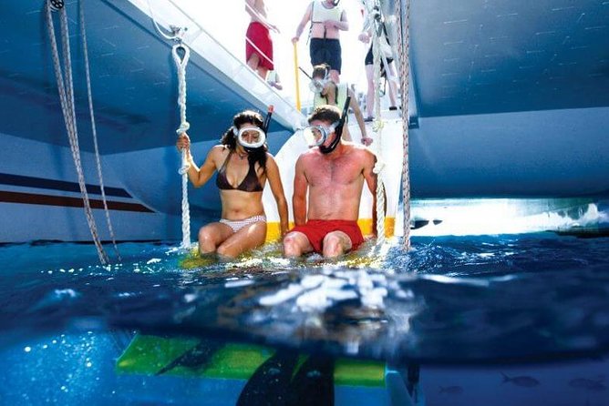 Key West Rum and Reggae: Reef Snorkel Adventure and Sunset Sail - From 241 Front Street to the open water