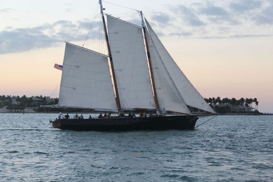 Key West: Schooner Full Moon Night Sail with Drinks - Drinks, seating, and the onboard mood