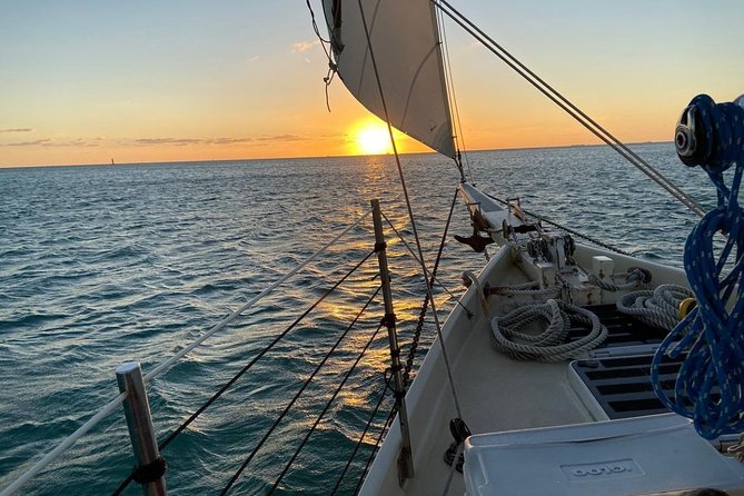Key West Small-Group Sunset Sail with Wine and Hors d'oeuvres - Timing your dinner and evening plans