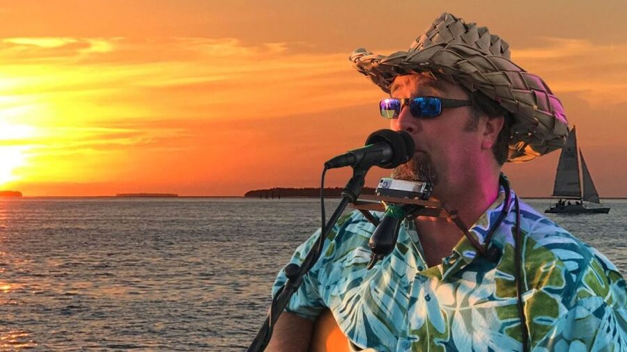 Key West: Sunset Sail with Live Band, Drinks, and Appetizers - The appetizer spread: useful, but not a full dinner