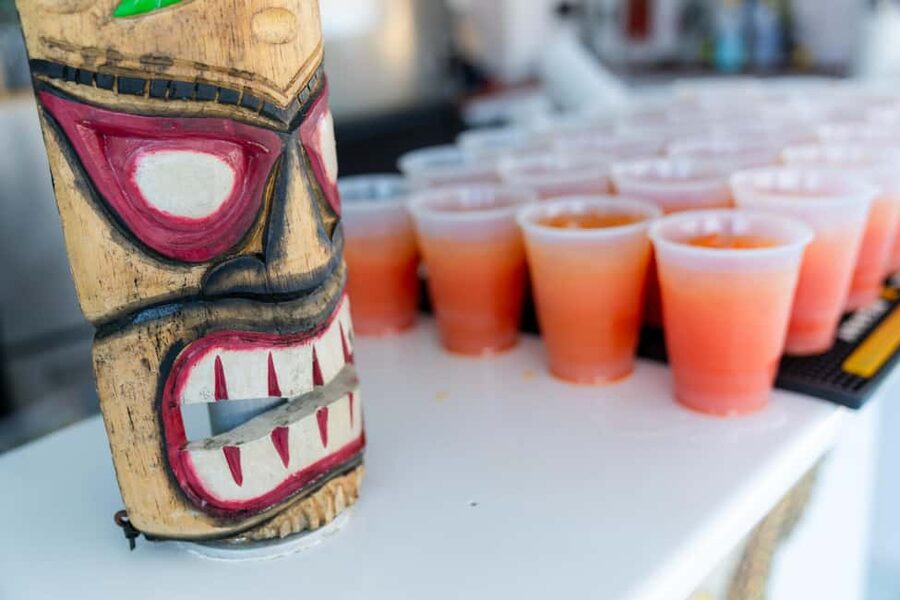 Key West: Sunset Sailing Trip with Open Bar, Food and Music - FAQ