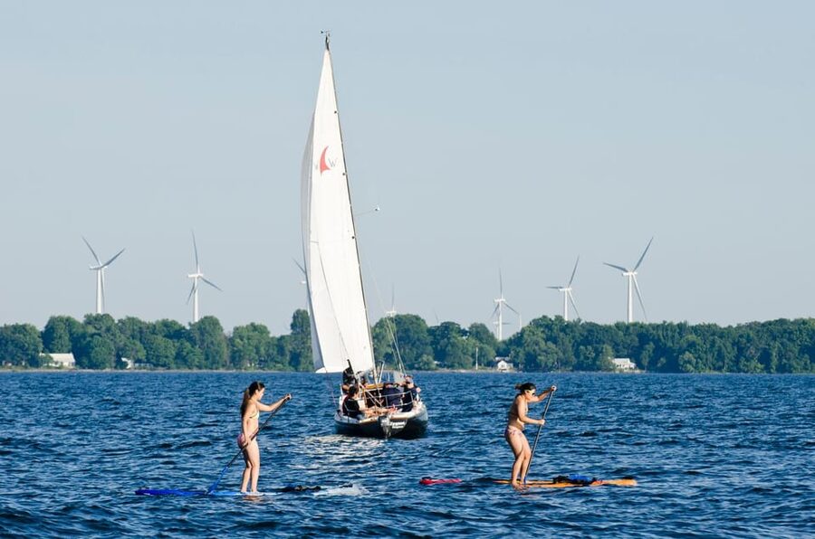 Kingston: Skippered Sailing Charter - What one hour gives you