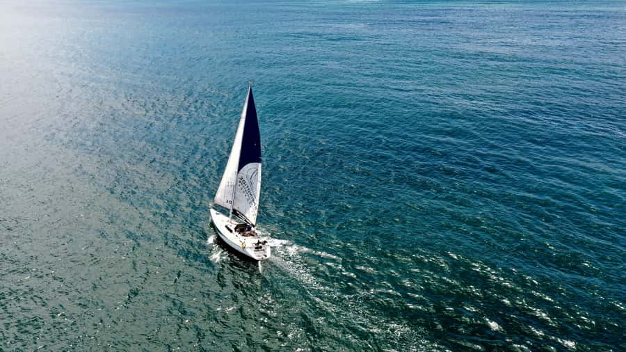 Knysna: 2.5-Hour Day Sail & Lunch Charter - Why Outeniqua makes this short cruise different