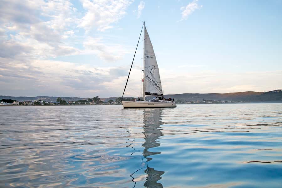 Knysna: 2.5-Hour Day Sail & Lunch Charter - Starting at the Knysna Waterfront