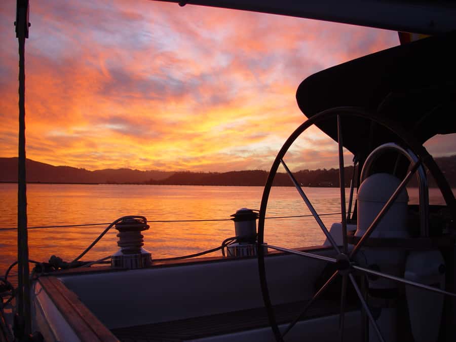 Knysna Sunset Sailing Cruise with Light Dinner and Wine - Meeting at the Knysna Waterfront
