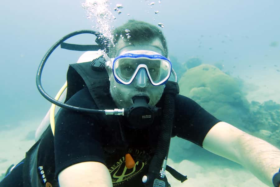 Koh Samui: Day Trip Diving at Sail Rock - Lunch on deck and the second session