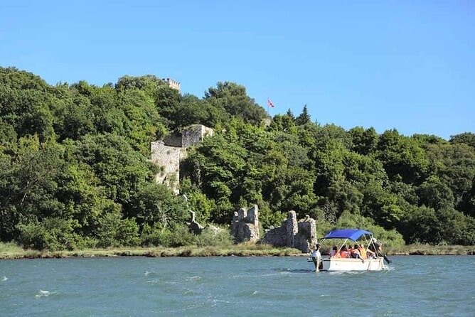 Ksamil: Mussel Sailing Tour with Food and Drink in Albania - The return boat ride and the Butrint connection