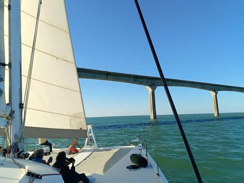 La Flotte en Ré - 5H30 Sailing Catamaran Long Cruise - What the 5½ hours feel like