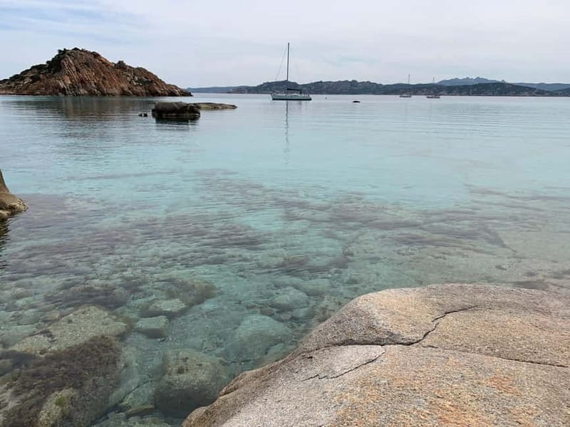 La Maddalena: daily sailing tour archipelago La Maddalena - Starting from Palau or La Maddalena