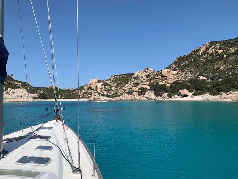 La Maddalena: daily sailing tour archipelago La Maddalena - A Sardinian lunch served on board