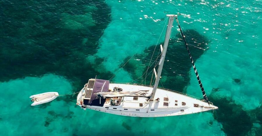 La Maddalena: Full-Day Sailing Trip - Who should book this sailing day?