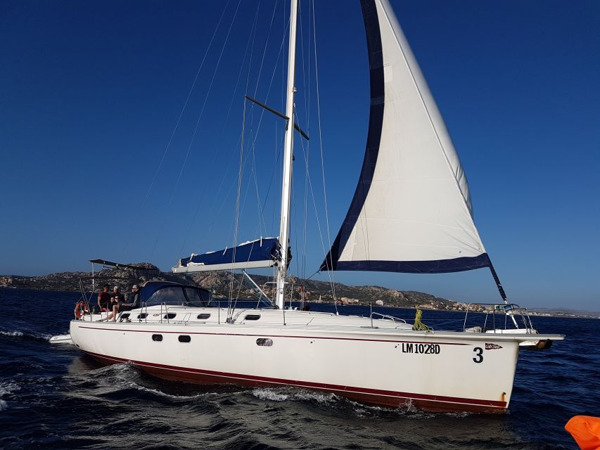 La Maddalena: Full-Day Sailing Trip - Why sailing makes this La Maddalena trip different