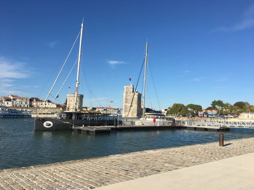 La Rochelle: Coastline Sailing Cruise - The quiet heart of the cruise in the open bay