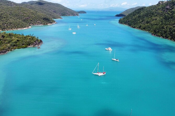 Lady Enid Sailing to Hook Island Cultural Site & Snorkelling - Lunch, sparkling wine, and the return sail