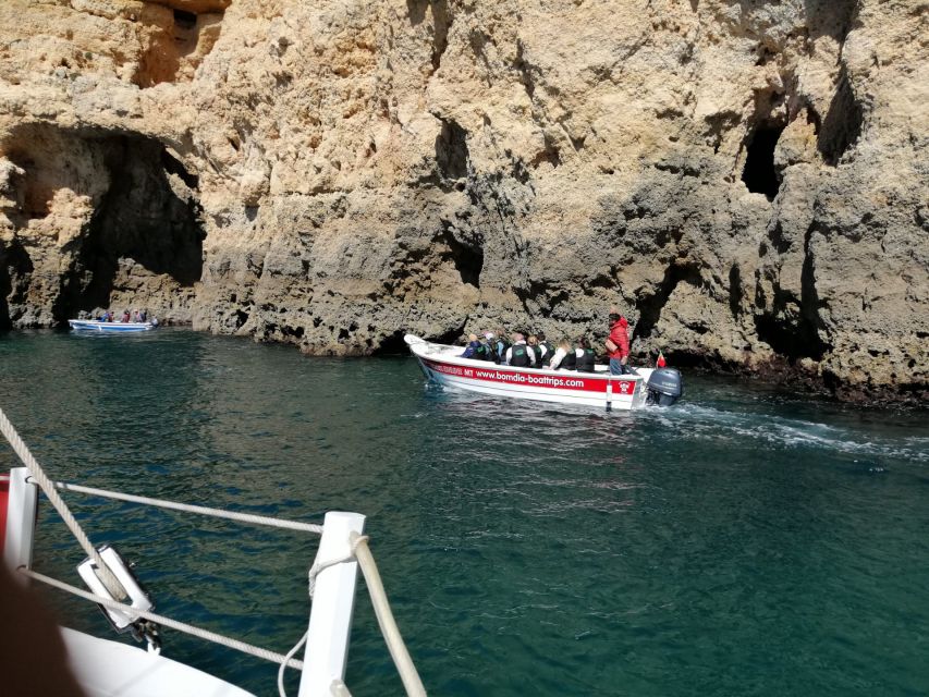 Lagos: Ponta Piedade Sail & Caves Cruise w/Portuguese Tapas - Group size, comfort, and access