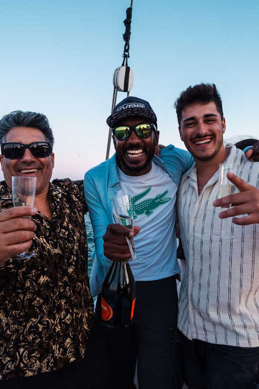 Lagos: Sunset Sail aboard a Traditional Boat with Prosecco - The sunset moment and the included Prosecco