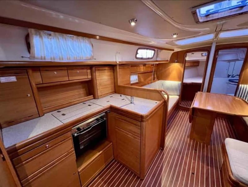 Let your Dream set Sail with Cava - Barcelona looks different from the deck