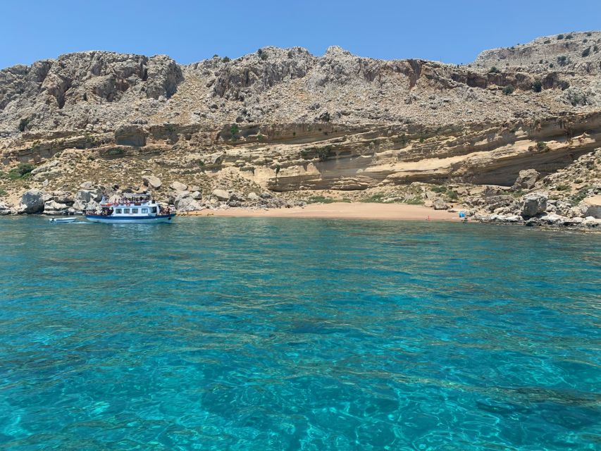 Lindos: Sailboat Cruise with Prosecco and more - Lindos Bay and the final sailing stretch