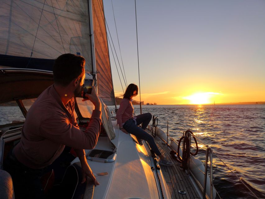 Lisbon: 2-Hour Sunset Sailing Tour on Luxury Sailing Yacht - Why the Tagus is the right place to see Lisbon