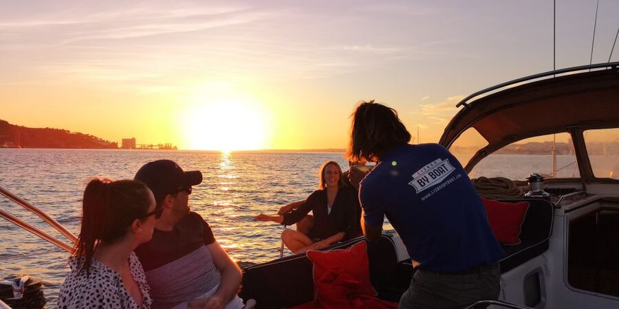 Lisbon: 2-Hour Sunset Sailing Tour on Luxury Sailing Yacht - Boarding near the Discoveries Monument in Belém