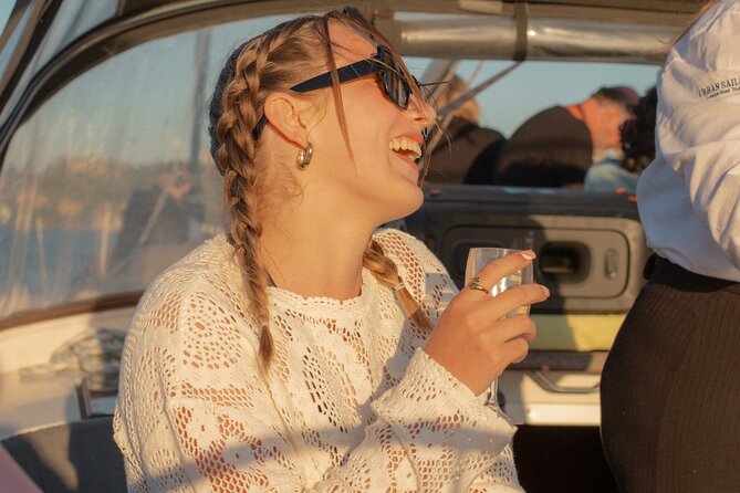 Lisbon 2H Sailing Boat Tour and Cruise With Drinks - Starting at Doca de Alcântara