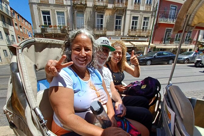 Lisbon Adventure: 2 Hours Tuk-Tuk Tours and 2 H Sunset Sailing - Lisbon Cathedral and the oldest streets