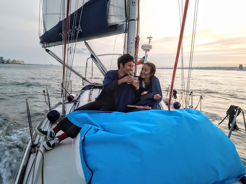 Lisbon: City Skyline Sailboat Cruise with Drink and Snacks - Key points to know before booking