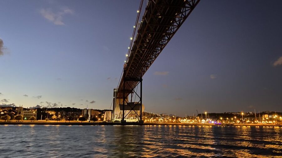 Lisbon: Luxury Sailboat Cruise at Night - What makes this Lisbon night cruise worth considering
