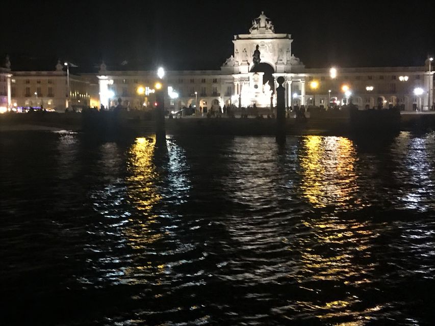 Lisbon: New Year's Eve Fireworks Sail Boat Tour - Key points to know before booking