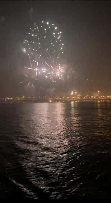 Lisbon:New Year's Eve on a Sailboat - Two Hours on the Tagus River