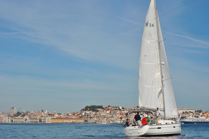 Lisbon New Years Eve Sailing Tour - São Jorge Castle above the city