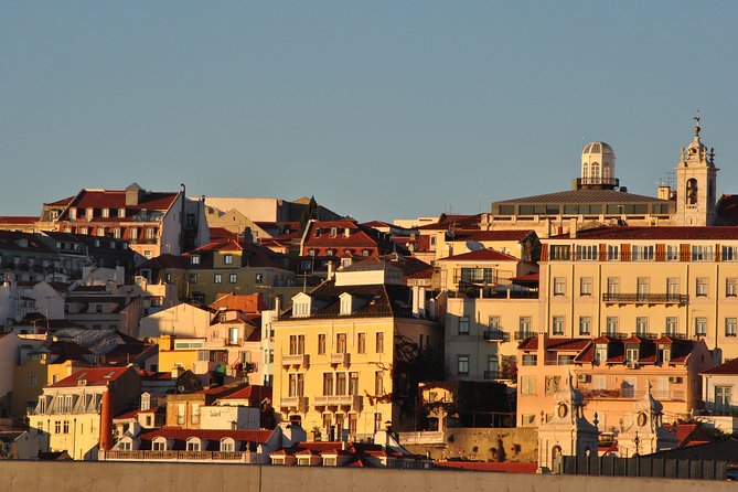 Lisbon New Years Eve Sailing Tour - Sailing past the Monument to the Discoveries