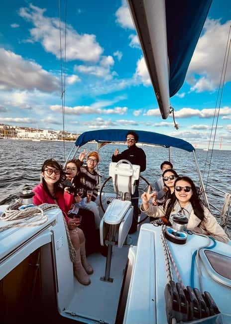 Lisbon On a Sailboat - Cultural Facts and Sailing Experience - Who will enjoy this most
