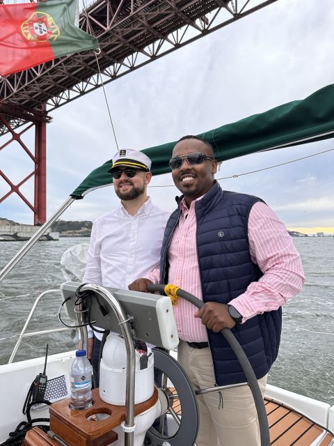 Lisbon: Private sailboat tours on Tagus River - Cristo Rei and the sunset finale