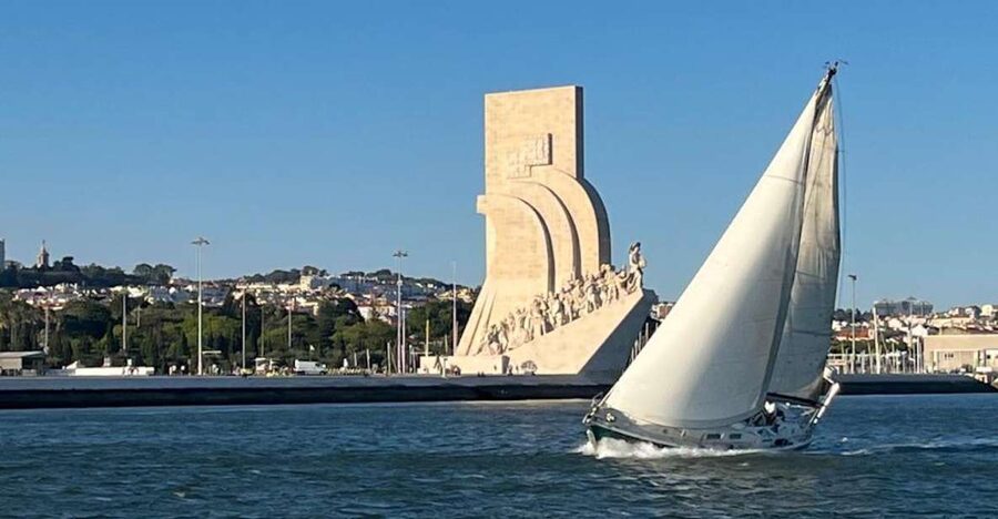 Lisbon: Private Sailing City & Sunset Tour - Paulo’s hosting style and the private setting