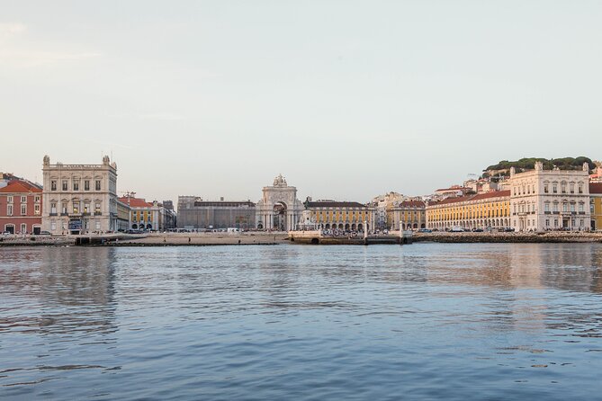 Lisbon Private Sailing Cruise with Locals - What the two-hour route is really like