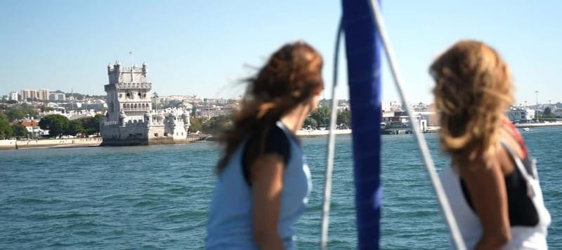 Lisbon PRIVATE Tour on Sailboat W/ Wine Included - Key points at a glance
