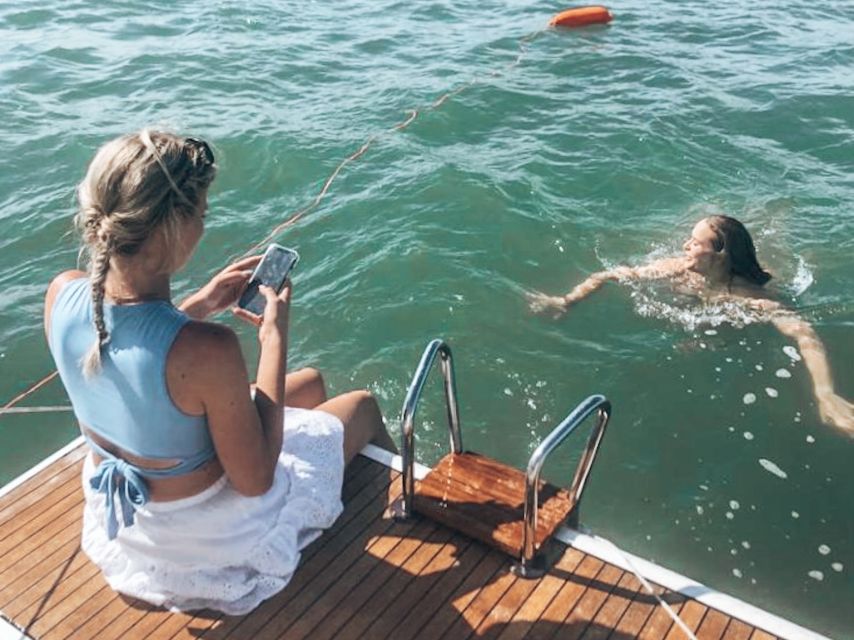 Lisbon: Sailboat Beach Tour - Choosing between four and seven hours