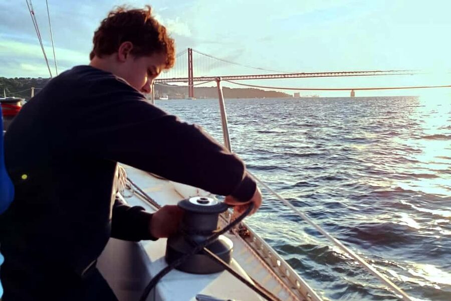 Lisbon: Sailboat Excursion - Sunset, sightseeing, or hands-on sailing?