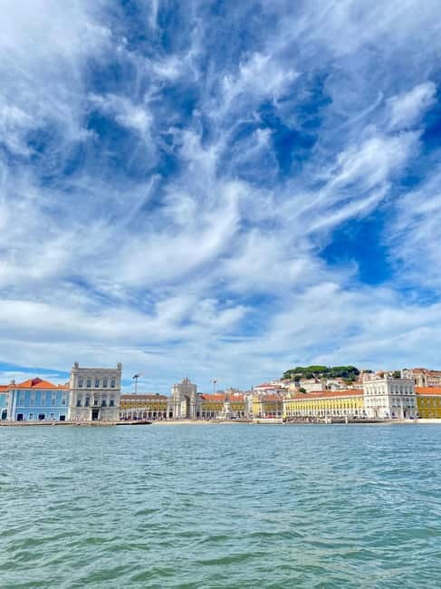 Lisbon: Sailboat Tour along the Coast,Sunset & Tasting - Looking toward Christ the King