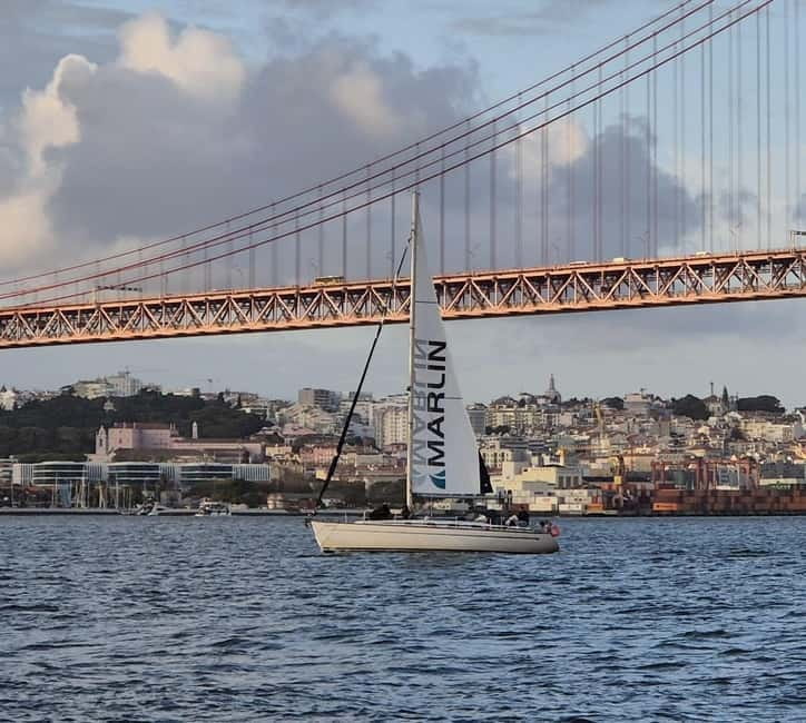 Lisbon: Sailing Boat Tour with Drinks - Why Lisbon Makes More Sense From the Tagus