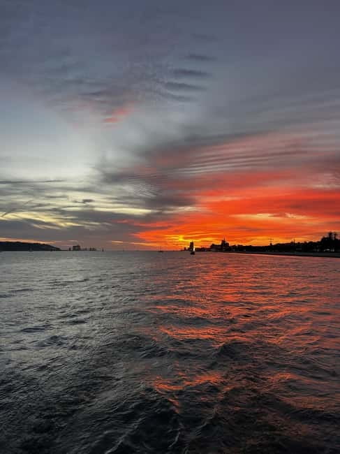 Lisbon: Sailing Boat Tour with Drinks & Pastel de Nata - Almada and the south-bank view