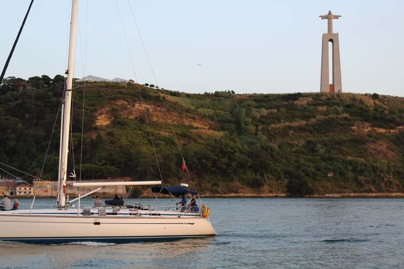Lisbon: Sailing Boat Tour with Drinks - Baixa, Terreiro do Paço, and Lisbon’s Grand Riverfront