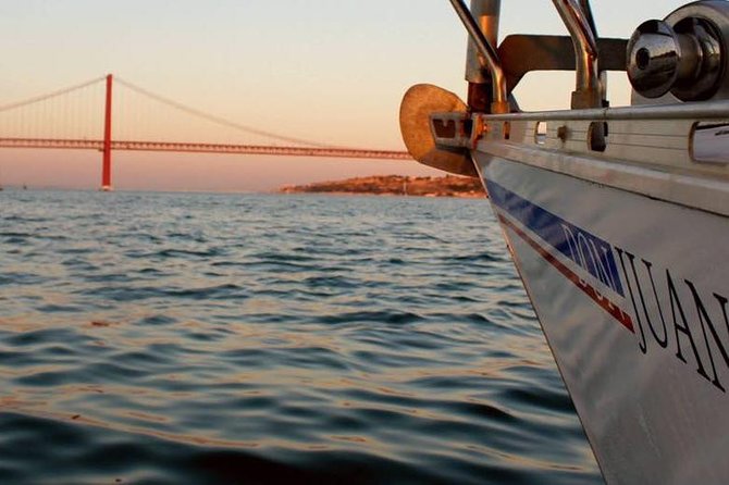 Lisbon Sailing Tour: 2-Hour Cultural Scenic Cruise with Wine - The 25th of April Bridge and Cristo Rei