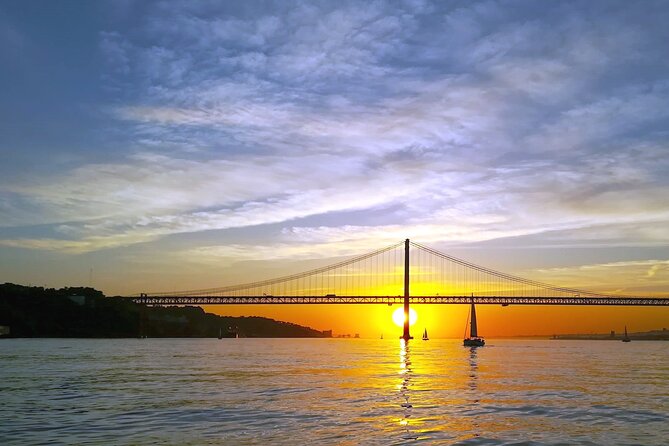 Lisbon Small Group Sunset Sailing 2h Cruise with Drinks Included - Key points to know before you book