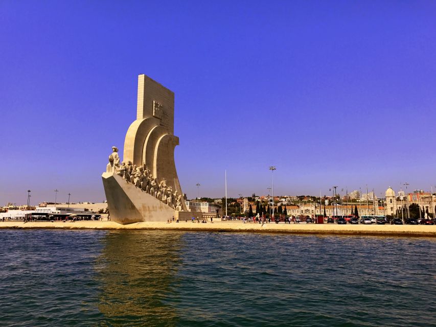 Lisbon Sunset Sailing – Small Group (max 10) Wine & History - Meeting MABI IV beneath the 25 de Abril Bridge