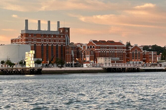 Lisbon: Sunset Sailing with Local Wine & Stunning Views - Praça do Comércio, Alfama, and the old city