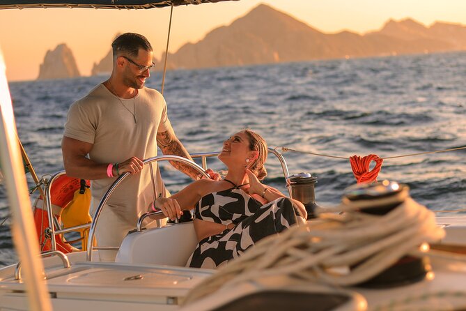 Los Cabos Luxury Sunset Sail with Light Appetizers and Open Bar - What the open bar really adds