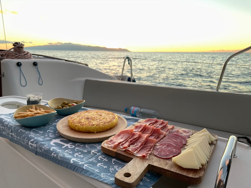 Los Gigantes: Private Sailing Tour with Swim, Drink, & Tapas - Setting Sail Beneath the Los Gigantes Cliffs